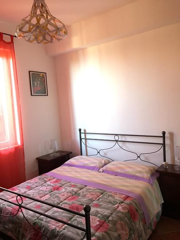 B&B Villa Zia Febronia Patti Zewnętrze zdjęcie